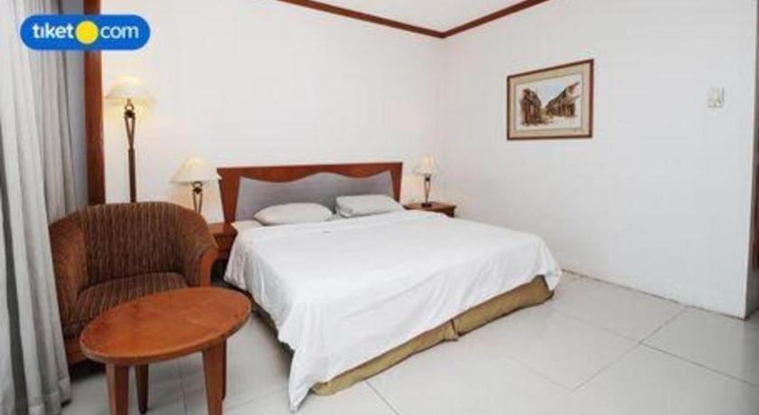 Makassar Golden Hotel Eksteriør bilde
