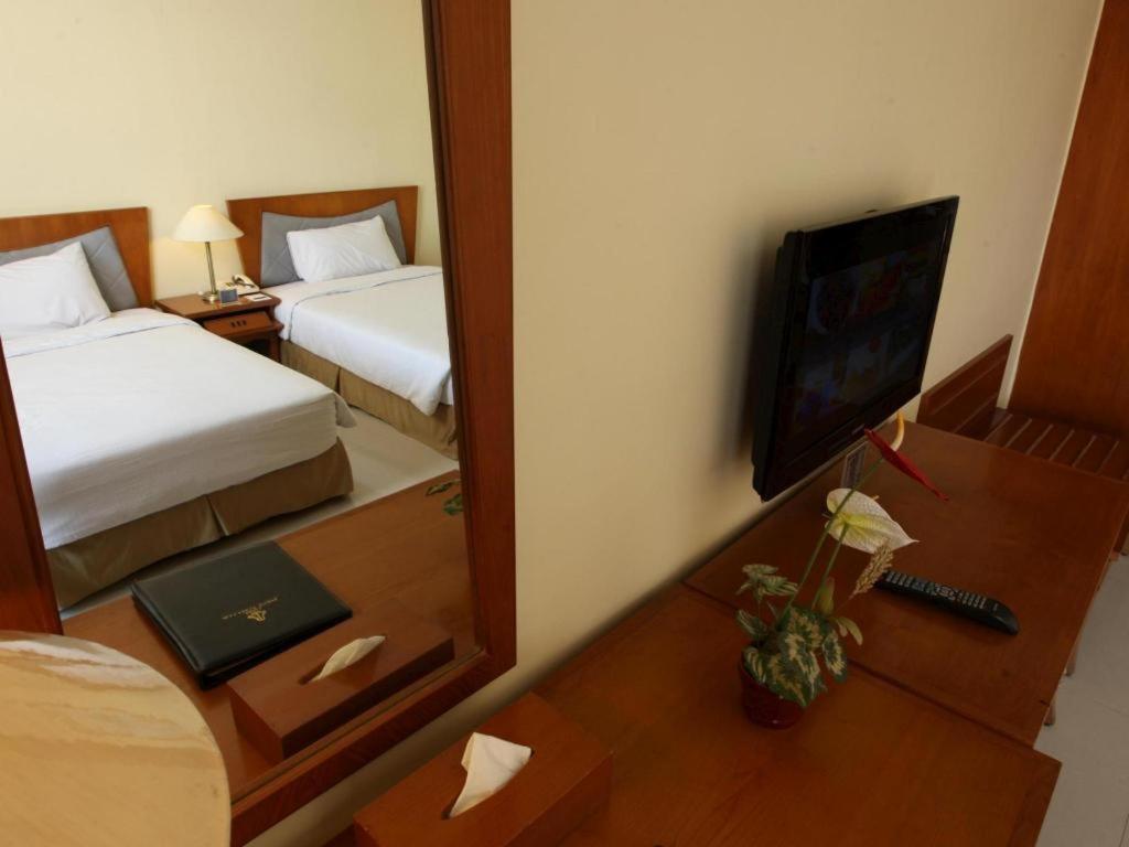 Makassar Golden Hotel Eksteriør bilde