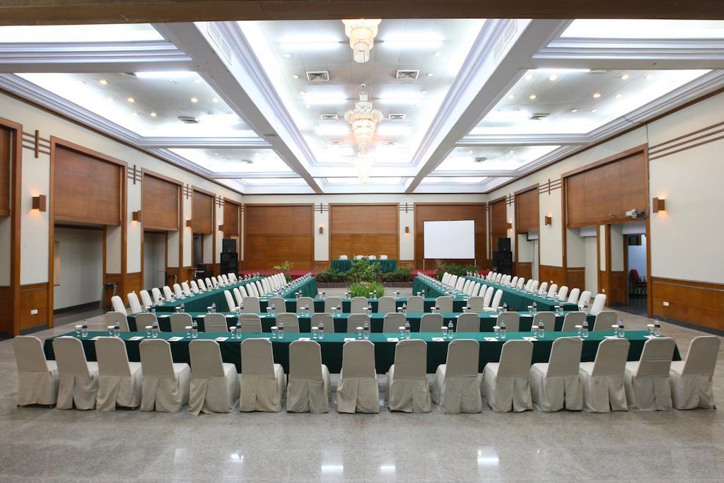 Makassar Golden Hotel Eksteriør bilde